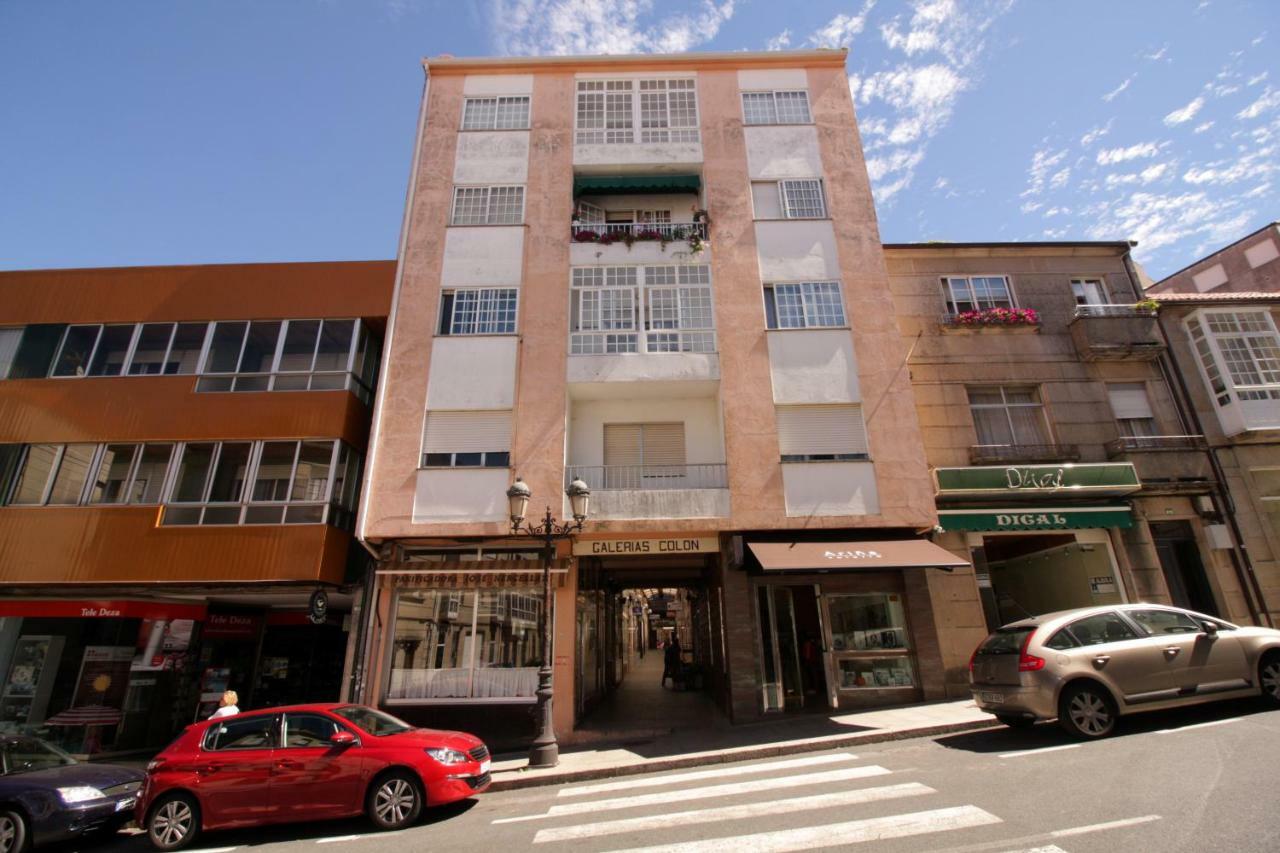 Albergue Lalin Centro Exterior photo